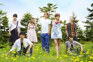 AAA、宝野アリカ作詞の新曲PVは恐怖と不安で… | BARKS
