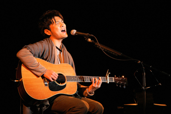 森山直太朗　世界遺産ライブ　日光東照宮　姫路城 森山直太朗、日光東照宮で1200人を魅了 | BARKS