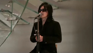 toshi 様 TOSHI、地球環境に愛を注ぐ男の決意 | BARKS