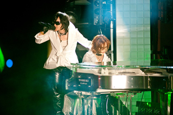 YOSHIKI DS特典Toshi feat. YOSHIKI Toshi feat. Yoshiki (X Japan) - Crystal Piano no Kimi