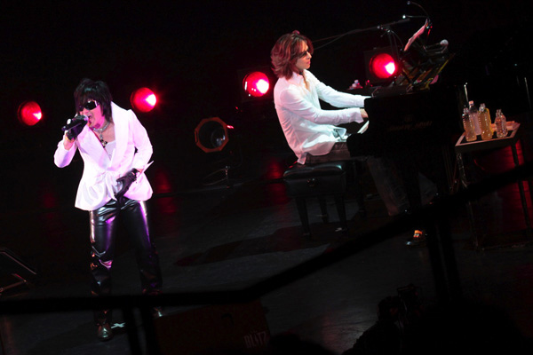 ToshI LAST CONCERT“武士JAPAN”＞に重なった、若かりしX JAPAN