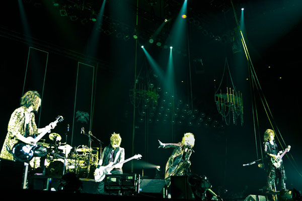 ガゼット the GazettE 2010 TOKYO DOME 2010.12.26 the GazettE＠東京ドーム – ROCKの総合情報サイトVif