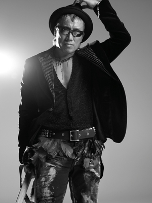 長渕剛　スタッフパス入れ　非売品　SAMURAI　ツアー Amazon.co.jp: 長渕剛 Tsuyoshi Nagabuchi Concert Tour 2023 OH