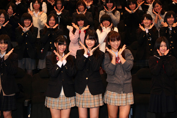 フレンチ・キス、AKB48好きの彼氏を持った女子に平謝り | BARKS
