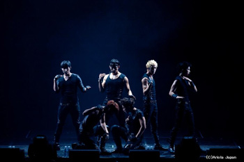 2PM、1stコンサートライブを収めた垂涎のDVD登場 | BARKS