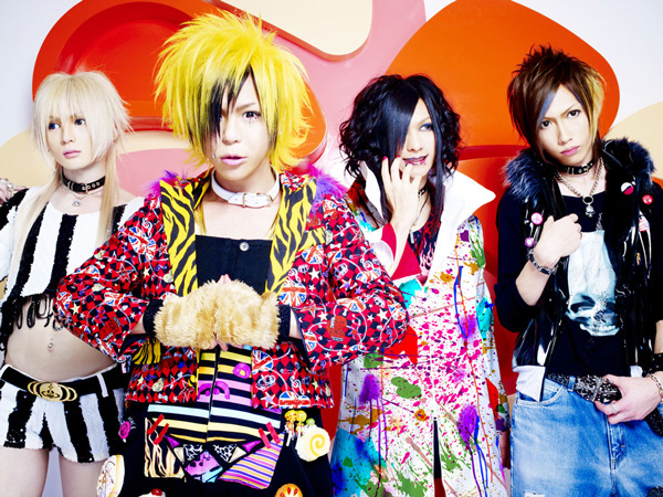 DOG inThePWO 忠犬渋公 2DVD ビジュアル系 V系 定価7480円 DOG inThePWO、全バンギャルにバンドの未来を託すアンケートを