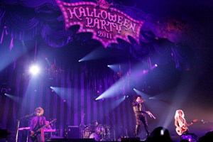 VAMPS HALLOWEEN PARTY 2011 パーカー YOSHIKIとHYDEの名曲共演にDAIGO「これは完全にKGT…神々の集いだ