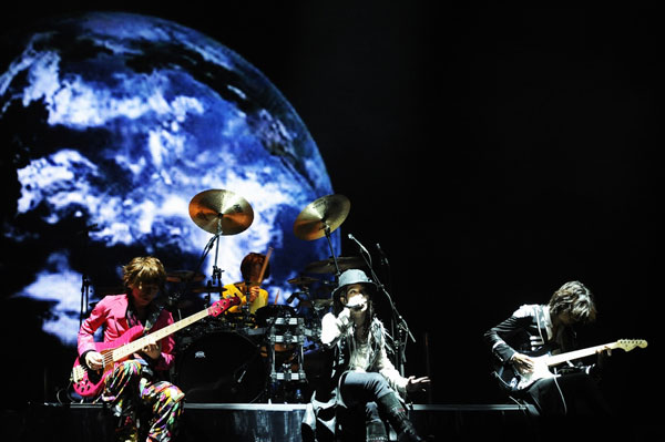 L'Arc～en～Ciel、4年ぶりワールド・ツアー開幕、日本人初