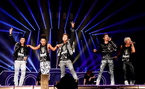 2万人がBIGBANGに大熱狂。G-DRAGONとT.O.Pからは新たな発表も