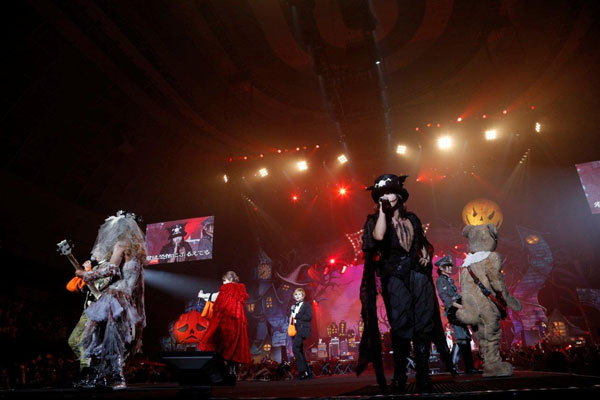 VAMPS主宰、国内最大級のハロウィンイベント＜HALLOWEEN PARTY