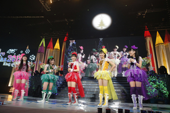 ももいろクローバーZ/ももいろクリスマス2012～さいたまスーパーアリーナ大会… Amazon.co.jp: ももいろクリスマス2011 さいたまスーパー