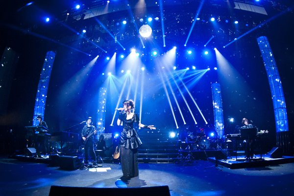 GARNET CROW 完全受注生産 Final Live写真額装 GARNET CROW 完全受注生産 Final Live写真額装 Amazon.co.jp