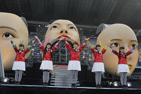 Kawaii girl Japan】ももクロ、日産スタジアムライブでメンバー
