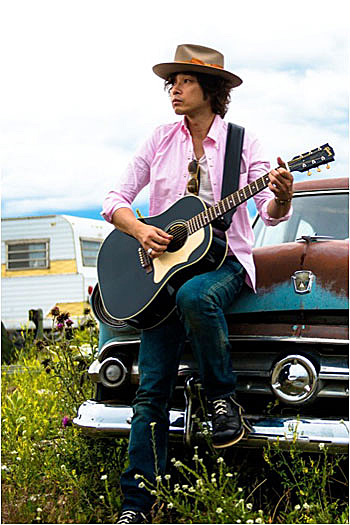 ミ*ロ様 Kazuyoshi Saito J-45 斉藤和義シグネイチャモデル 斉藤和義 - Gibson KAZUYOSHI SAITO J-45 ADJ 2020 Edition