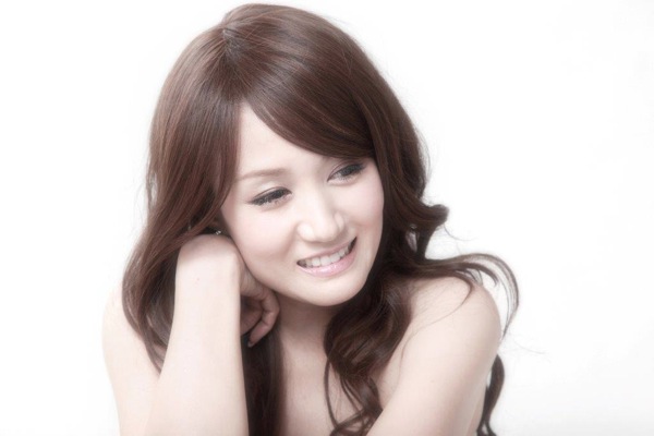 浜田麻里、デビュー30周年第2弾作品は非売品2曲を含む全シングル