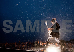 GLAY ライブ 映像 7点セット‼️ Amazon.co.jp: GLAY Special Live 2013 in HAKODATE GLORIOUS