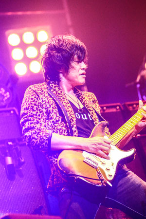 怒髪天結成30周年記念公演“いやぁ、こないだ、ほんと、どうもね。”LIVE　AT Amazon.co.jp: 怒髪天結成30周年記念公演