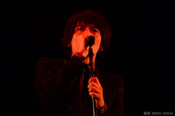 吉井和哉、アニバーサリーライブ「20th Special YOSHII KAZUYA