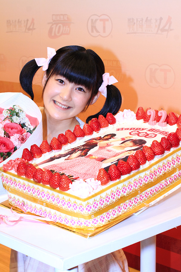 イベントレポート】大学卒業決定のBerryz工房・嗣永桃子