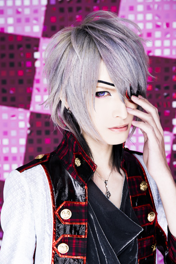 ALIVE、「BUG_NOISE.zip」は心の中の叫び | BARKS