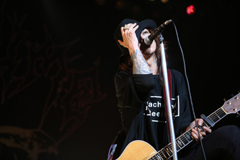 ライブレポート】黒夢、一期一会のラスト50本「有意義だと思って