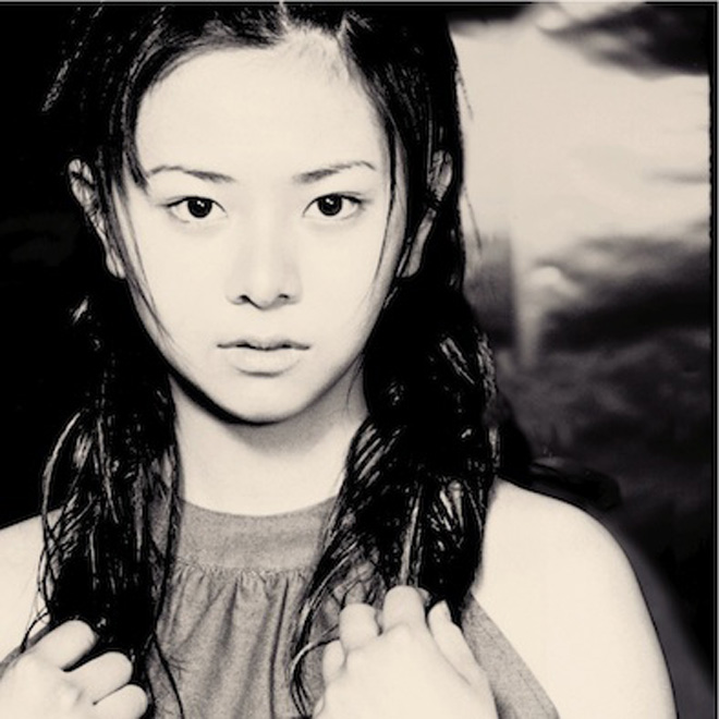 倉木麻衣、武道館でベストアルバム全30曲を披露宣言 | BARKS