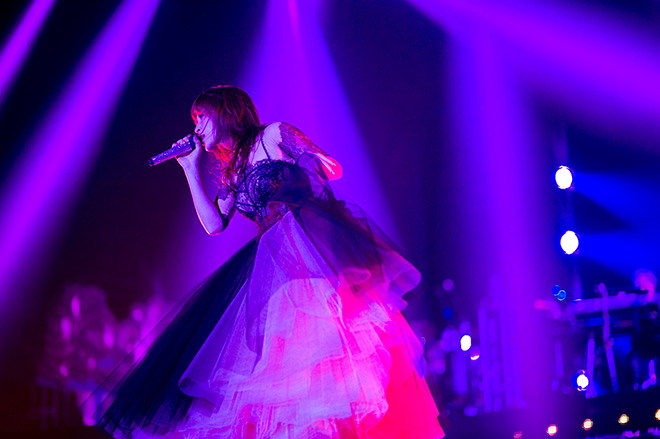 ayumi hamasaki COUNTDOWN LIVE 2013-2014 A／浜崎あゆみ｜音楽