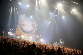 SPYAIR 復活ライブ ワイヤーカチューシャ SPYAIR 復活ライブ ワイヤーカチューシャ 跳ね返り
