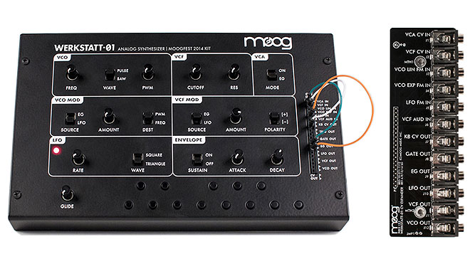 Moog アナログシンセサイザー 完動品➕CV EXPANDER付属 Moog アナログシンセサイザー 完動品➕CV EXPANDER付属