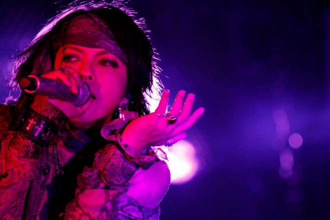 詳細レポ】VAMPS、＜BEAST PARTY＞2日目「心配いらないから。俺