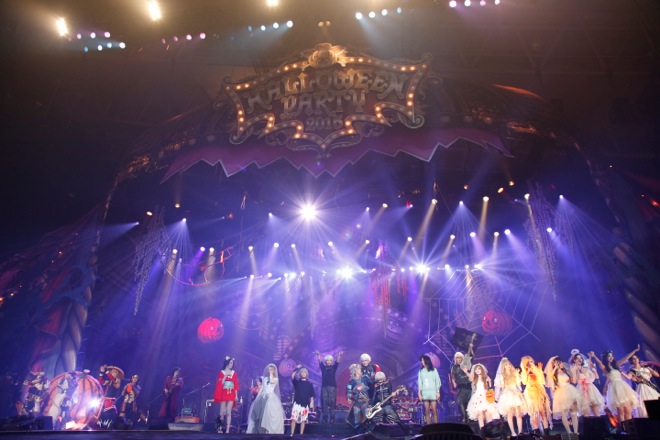 詳細レポ】VAMPS主宰＜HALLOWEEN PARTY＞幕張初日、「HALLOWEEN