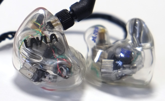 ［最終値下］JH Audio Roxanne ロクサーヌ JH Audio ROXANNE UNIVERSAL IEM [SILVER CARBON] 価格比較