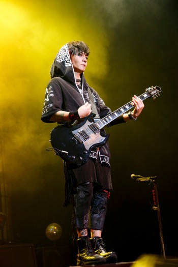 インタビュー】VAMPS、「＜JOINT 666＞は刺激的な企画になって