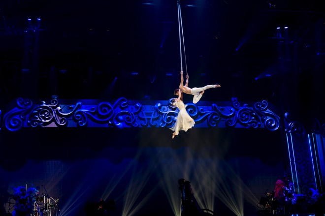 浜崎あゆみ ライブ写真 224枚 生写真 写真）浜崎あゆみ、42歳の誕生日にオンラインライブ開催