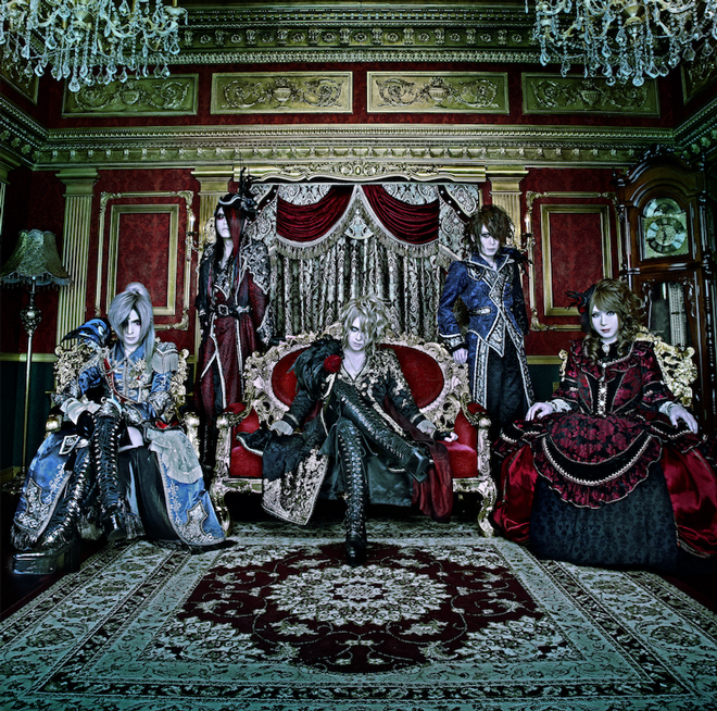Versailles、日本武道館DVDジャケット解禁 10周年記念ライヴも