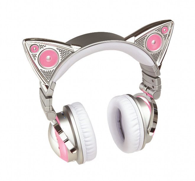 アリアナ・グランデ×Brookstone、ネコ耳Bluetoothヘッドフォン