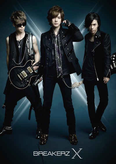 AKIHIDE、最新ヴィジュアル公開＆10月18日発売10thアルバム詳細