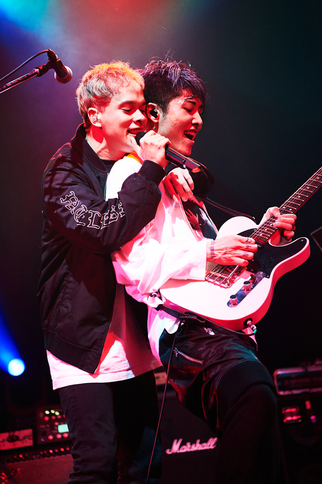 【希少】MIYAVI 雅 ツアーパーカー ライブ 2016年 M 幕張メッセ ライブレポート】MIYAVIのライブに見た、人間性と生き様 | BARKS