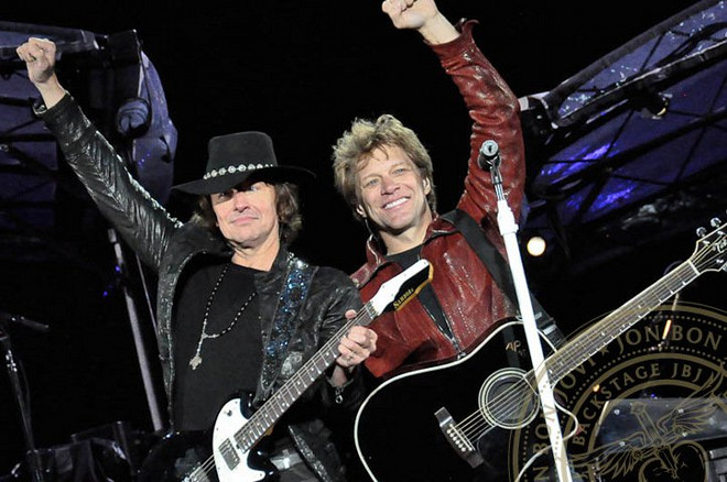 ボン・ジョヴィ BON JOVI リッチー・サンボラ ピック 激レア本人使用】ボン・ジョヴィ リッチー・サンボラ