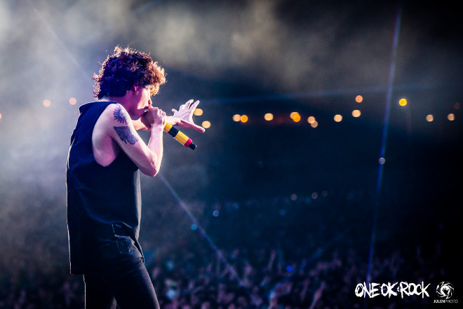 台湾での野外公演に密着、ONE OK ROCKの特別番組がオンエア | BARKS
