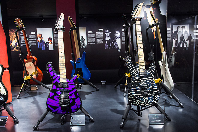 B'z30th Year Exhibitionブレスレット B'z 30th Year Exhibition “SCENES” 1988-2018 - 映画情報