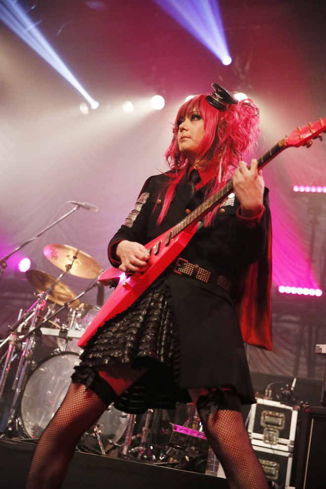 ライブレポート】Psycho le Cémuが見せた鮮烈なダークサイド | BARKS