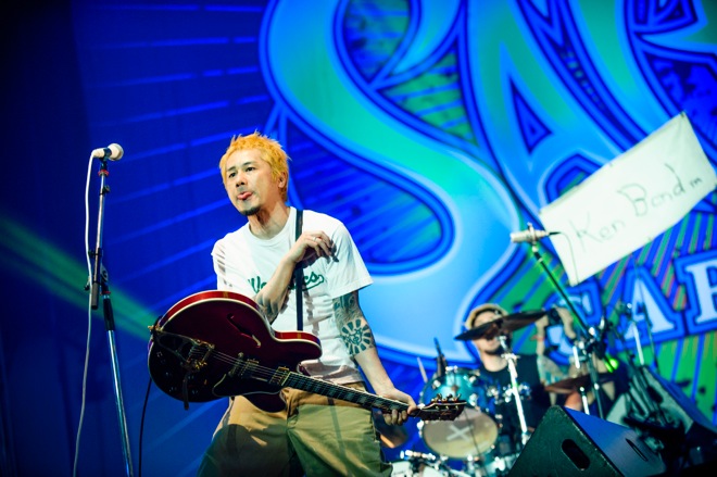 速レポ】＜SATANIC CARNIVAL＞Ken Yokoyama、「サタニック、歌っ