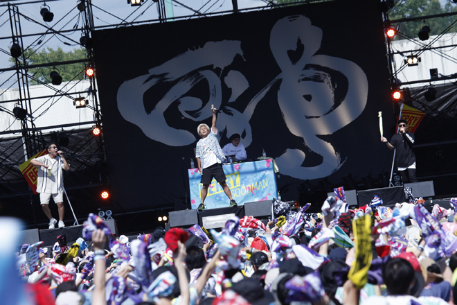高橋 優主催＜秋田CARAVAN MUSIC FES＞、柳葉敏郎とアンセム