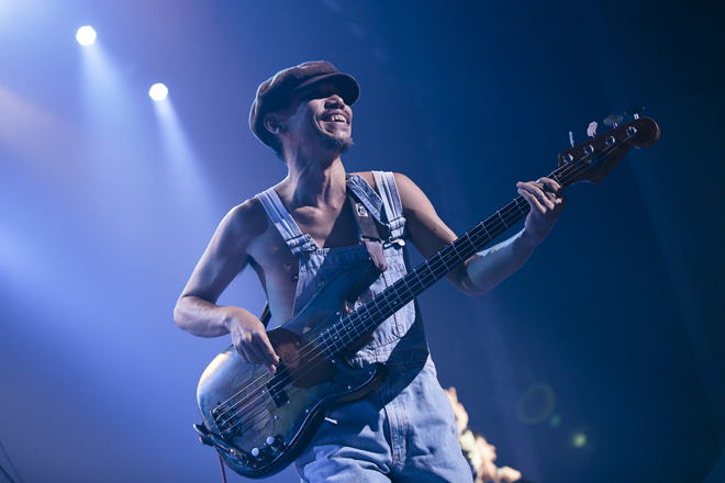 スピッツ　フラワーカンパニーズ　Yasai Wo Tabe You Tee CAPITAL RADIO ONE