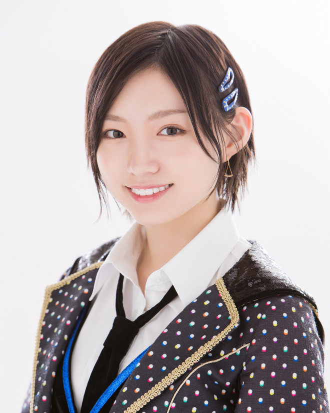 NMB48 太田夢莉2013年 サイン入り写真 NMB48・太田夢莉、河内REDSのMV＆CDジャケットに登場 | BARKS