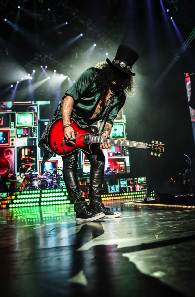 ガンズアンドローゼス　ピック Guns N’ Roses Slash スラッシュ Amazon.co.jp: GUNS N ROSES ガンズアンドローゼズ - Slash