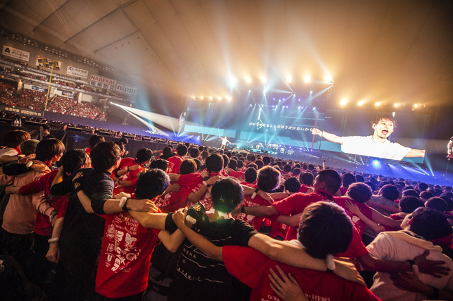 UVERworld 男祭り UVERworld、7万人動員した「男祭り」が映像作品化 全国の映画館