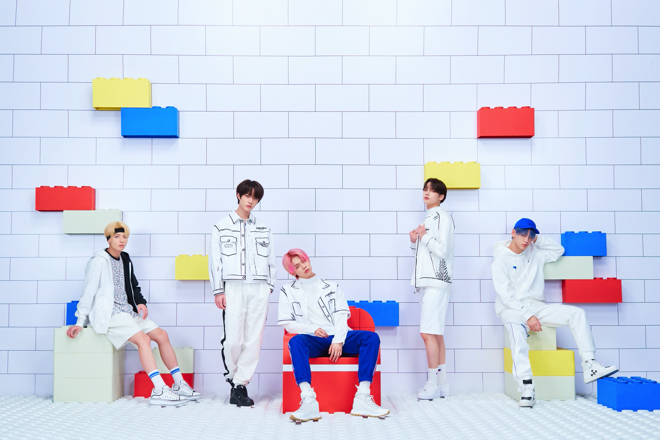 TXT 写真集　BLUE H:OUR 1st ・2nd TXT 写真集BLUE H:OUR 1st ・2nd