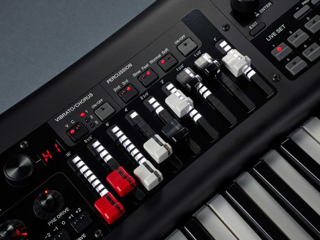 製品レビュー】ヤマハ、リアルなオルガンが魅力の「YC61」は操作